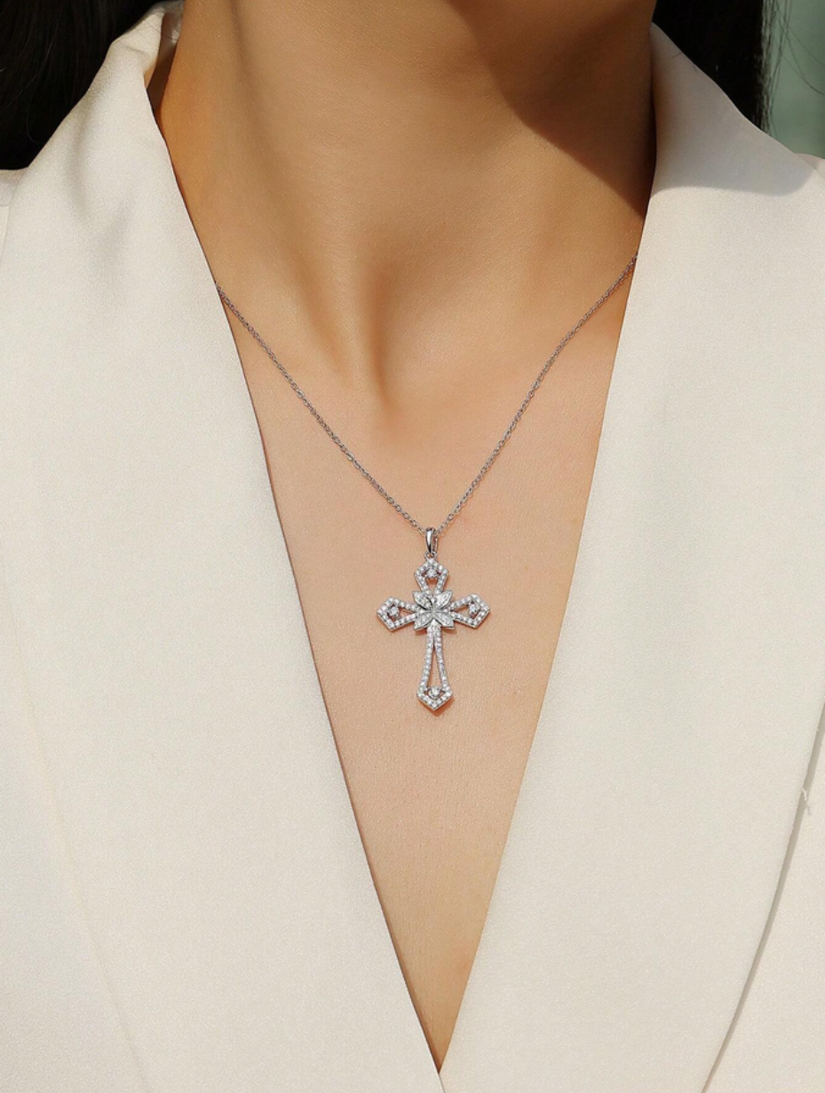 Eternal Cross Moissanite Necklace | S925 Sterling Collarbone Chain