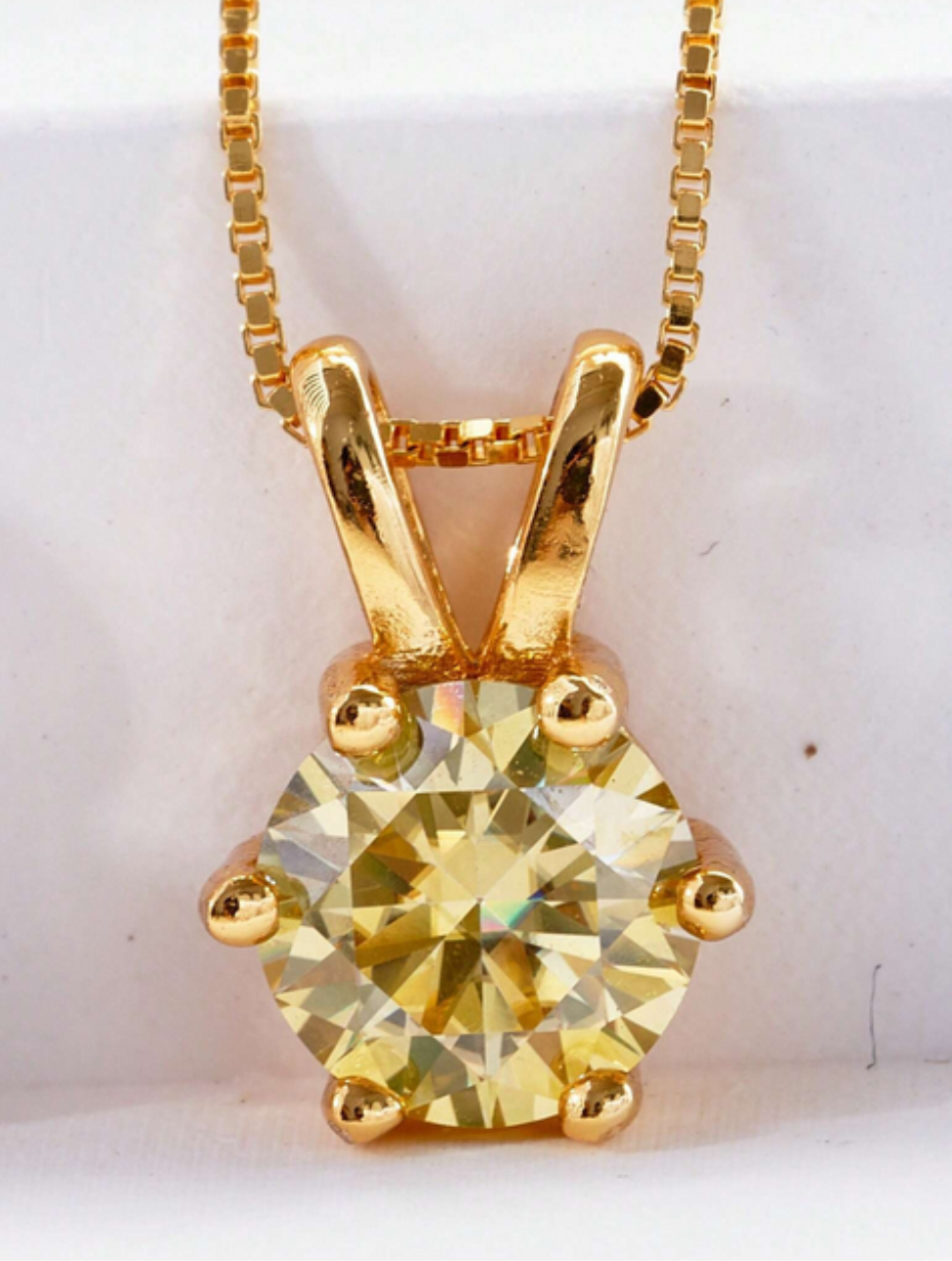 Lovely S925 Sterling Silver 6-Claw Moissanite Pendant Necklace