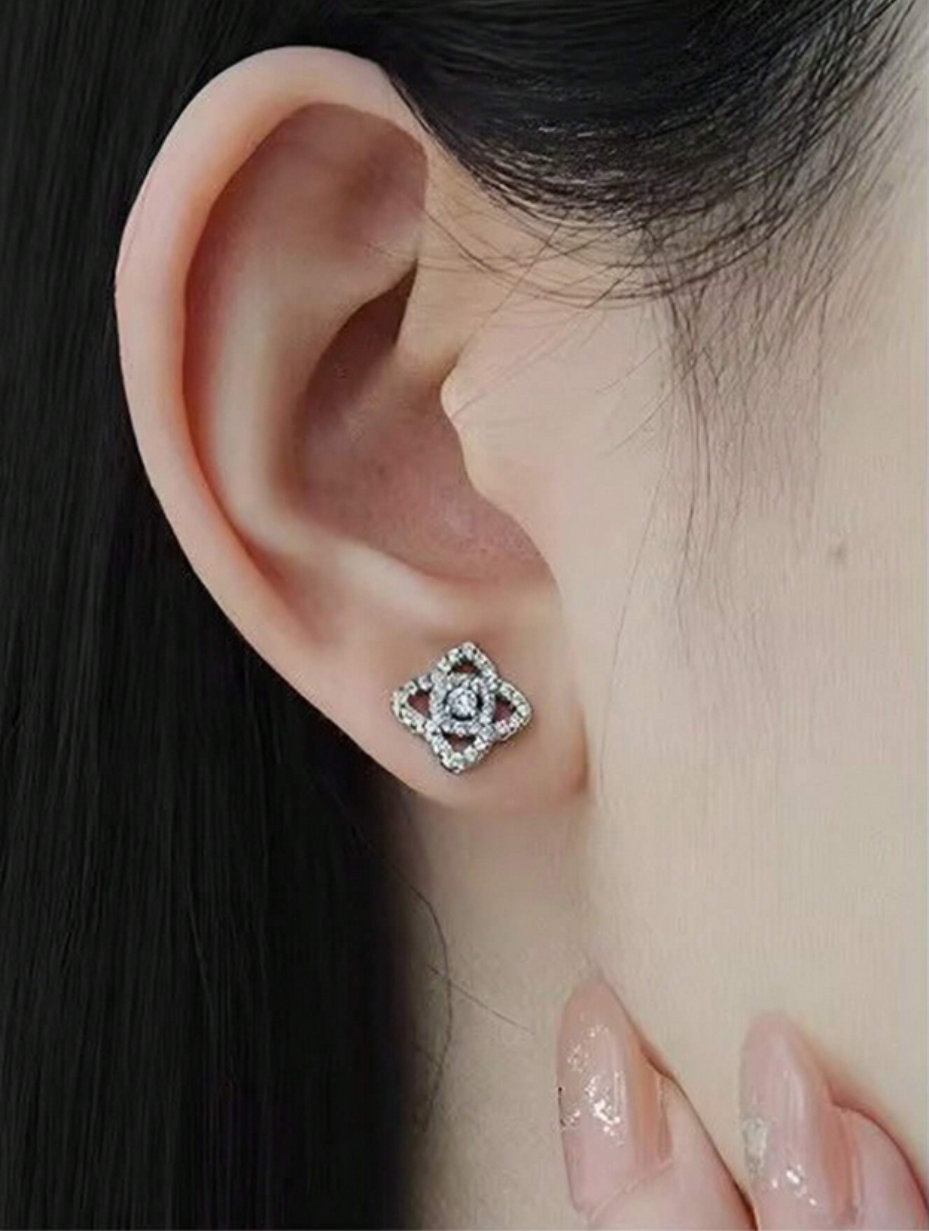 S925 Moissanite Clover Earrings | Timeless Charm