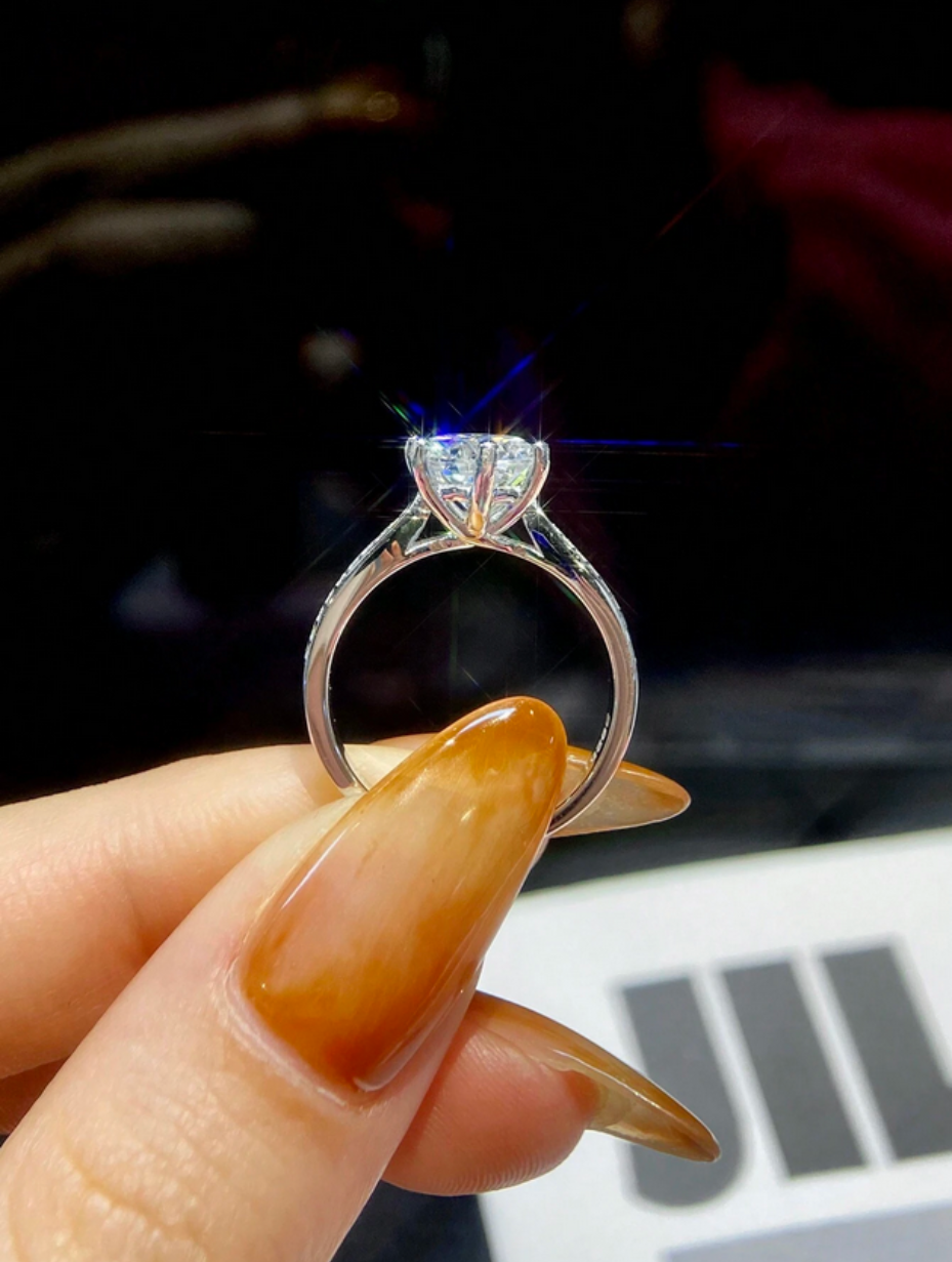 Starlight Queen 6-Claw Ring | 925 Sterling Silver