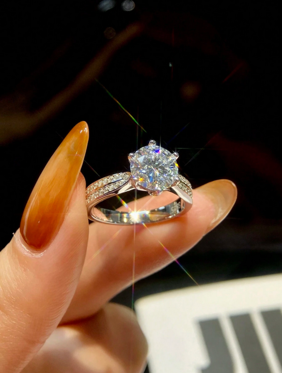 Starlight Queen 6-Claw Ring | 925 Sterling Silver
