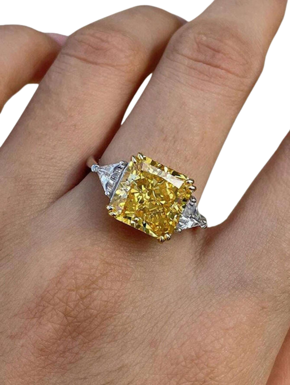 Gul Strålende Ring | Unik og Elegant