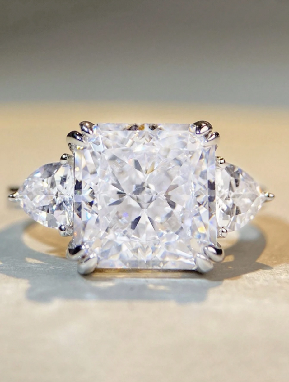 Gul Strålende Ring | Unik og Elegant