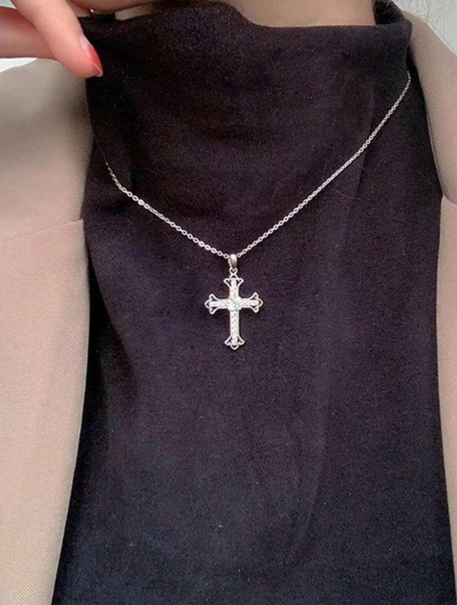 925 Silver Moissanite Cross Pendant Necklace