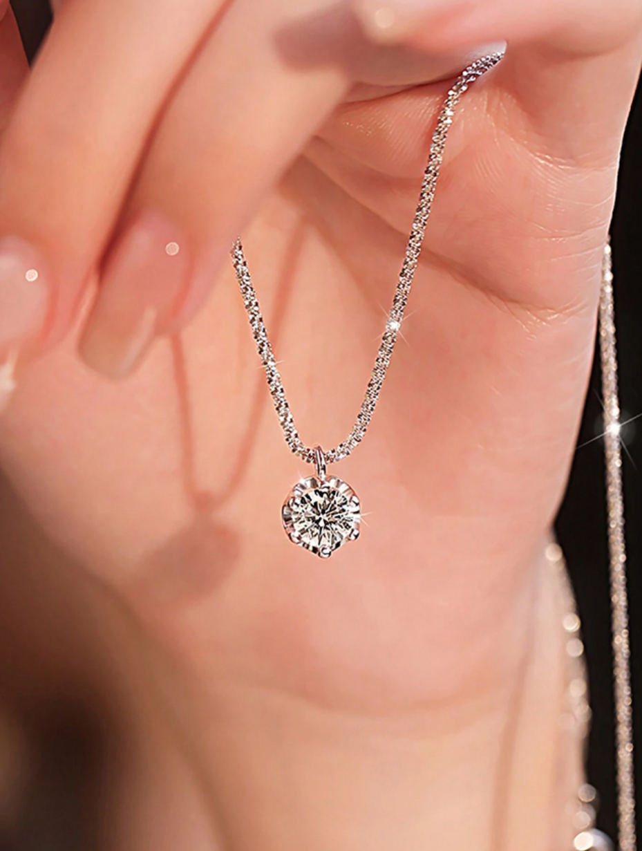 925 Sølv Moissanite Vedhæng Halskæde | Skinnende & Elegant Smykke