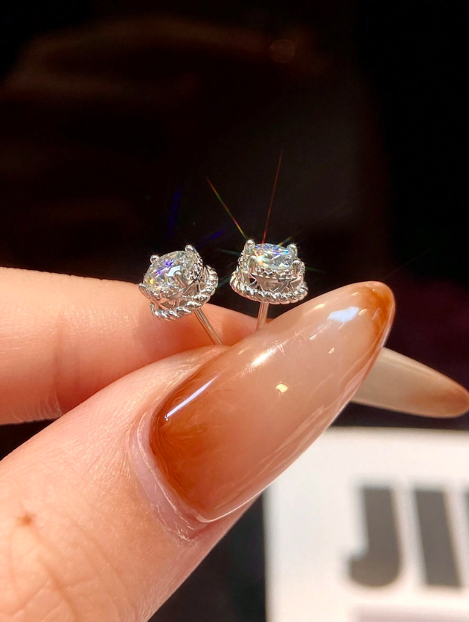 Twisted Crown Moissanite Stud Earrings | D Color