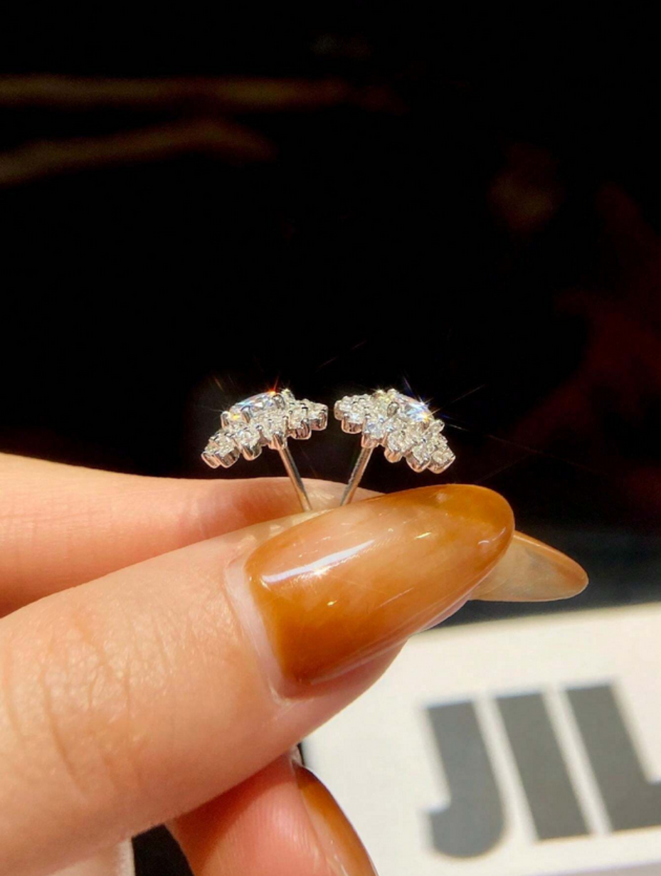 Sunflower Moissanite Stud Earrings | S925 Sterling Silver