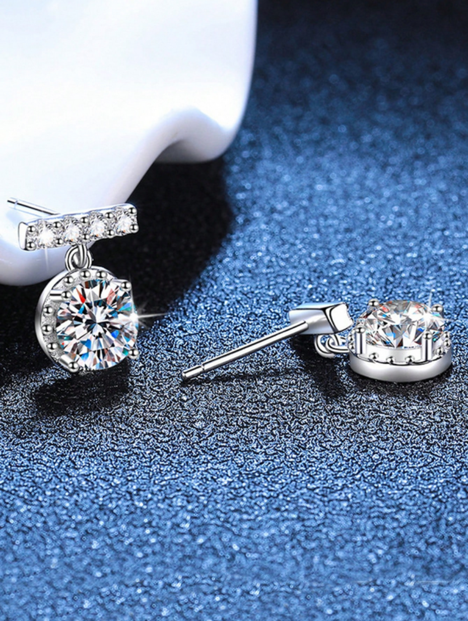 Moissanite Stud Earrings | Elegant & Versatile