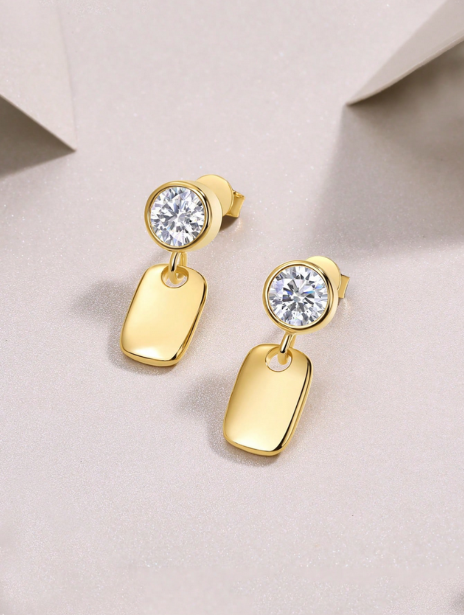Luxury 925 Sterling Silver Moissanite Stud Earrings | Elegant Sparkle