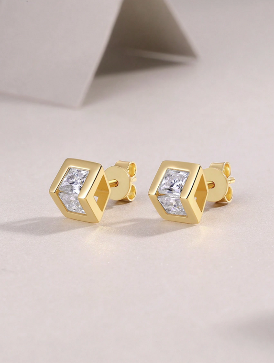 18K Gold-Plated Moissanite Square Stud Earrings | Elegant & Dazzling