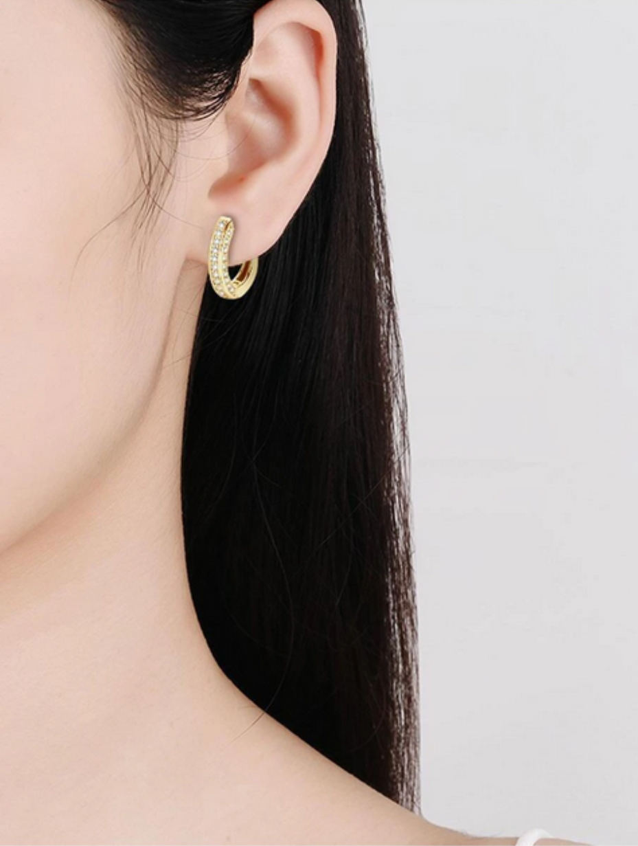 S925 Moissanite Huggie Hoop Earrings | Elegant Sparkle
