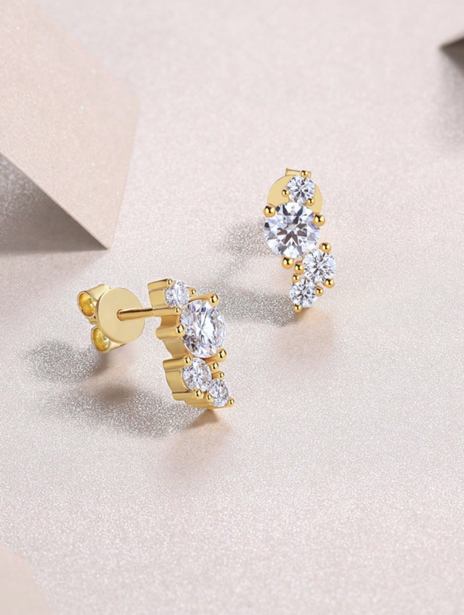 18 Karat Forgyldte S-formede Moissanitøreringe | Elegant Glamour