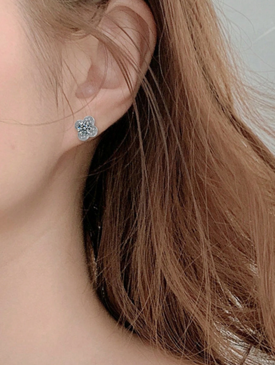 S925 Moissanite Four Leaf Clover Earrings | Lucky Sparkle