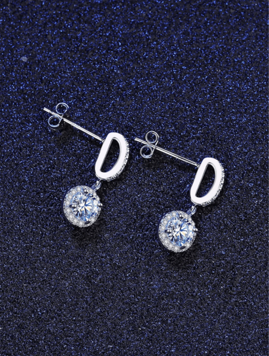 Elegante Moissanit Dråbeøreringe | Tidløs Glitring