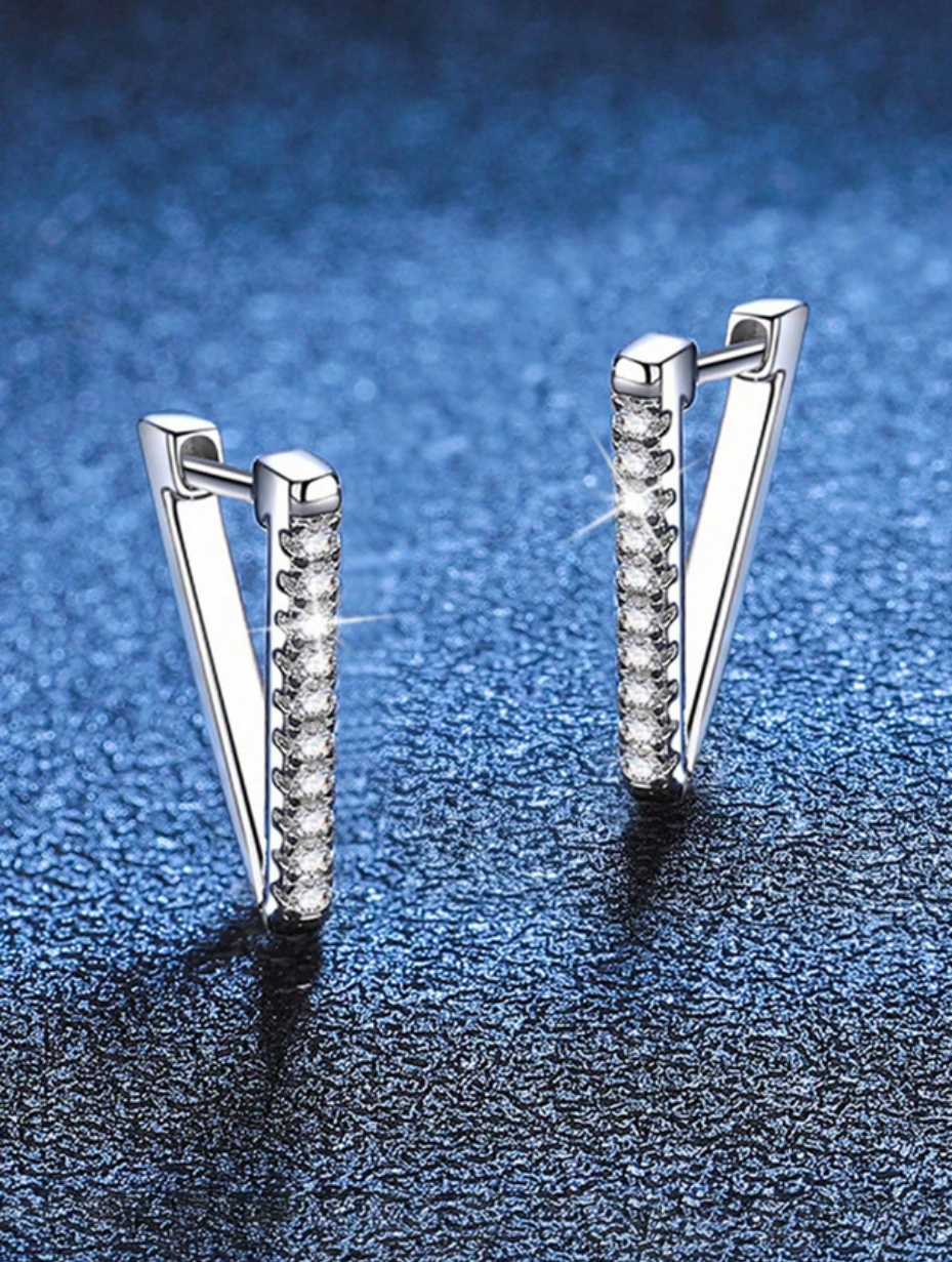 925 Silver V Earrings | Modern Moissanite