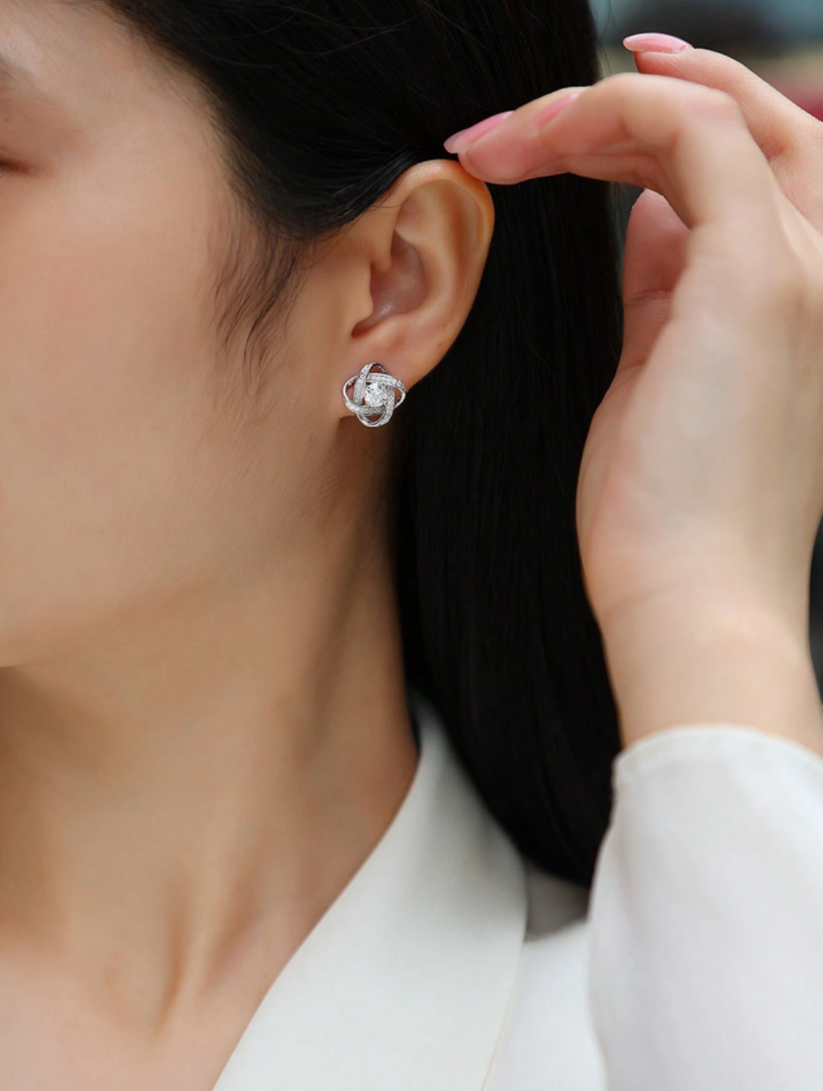 Four-Leaf Clover Moissanite Earrings | 18K Gold