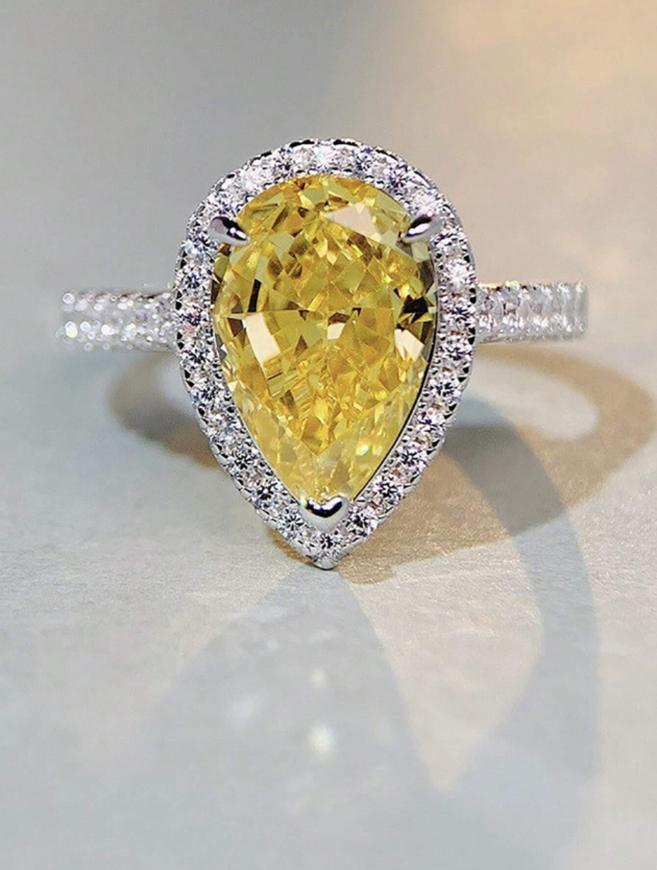 Sterlingsølv Vanddråbe Mousserende Ring | Elegant Statement