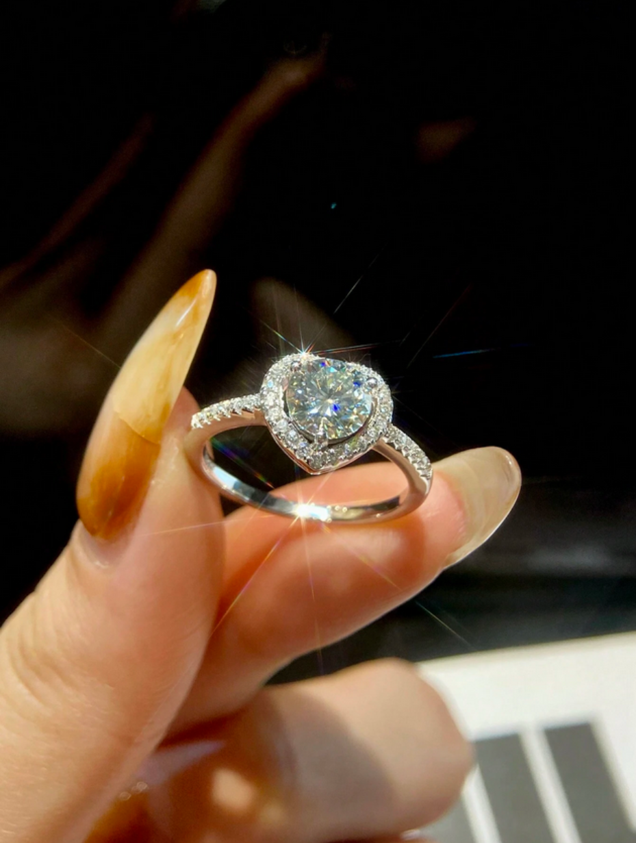Esberry Moissanit Evighedsring | Klassisk Elegance