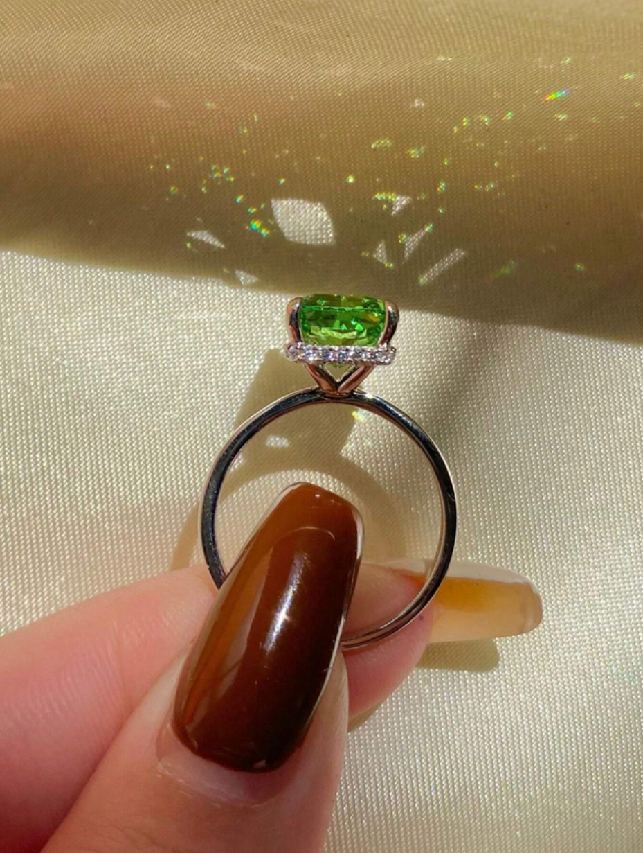 Ice Flower Cut Square Ring | Vintage Elegance