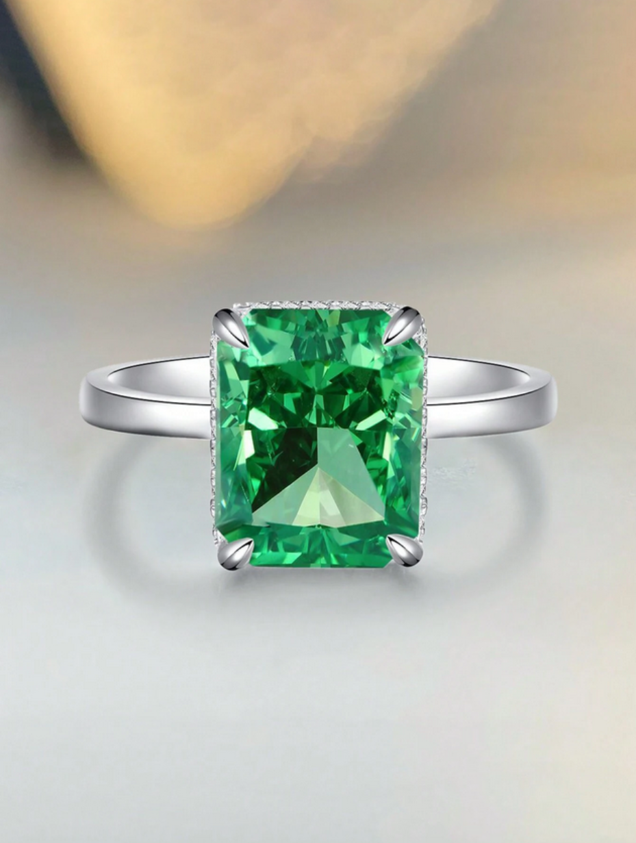 Ice Flower Cut Square Ring | Vintage Elegance