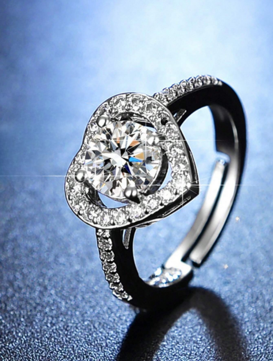 Heart Moissanite Ring | Brilliant Sparkle