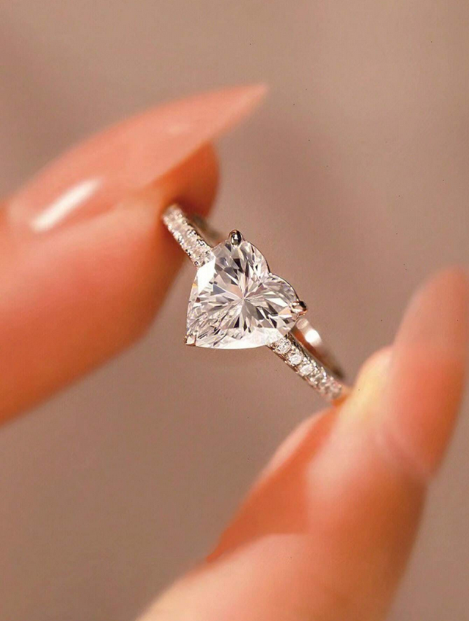 Heart Rhinestone Ring | Moissanite Sparkling Design