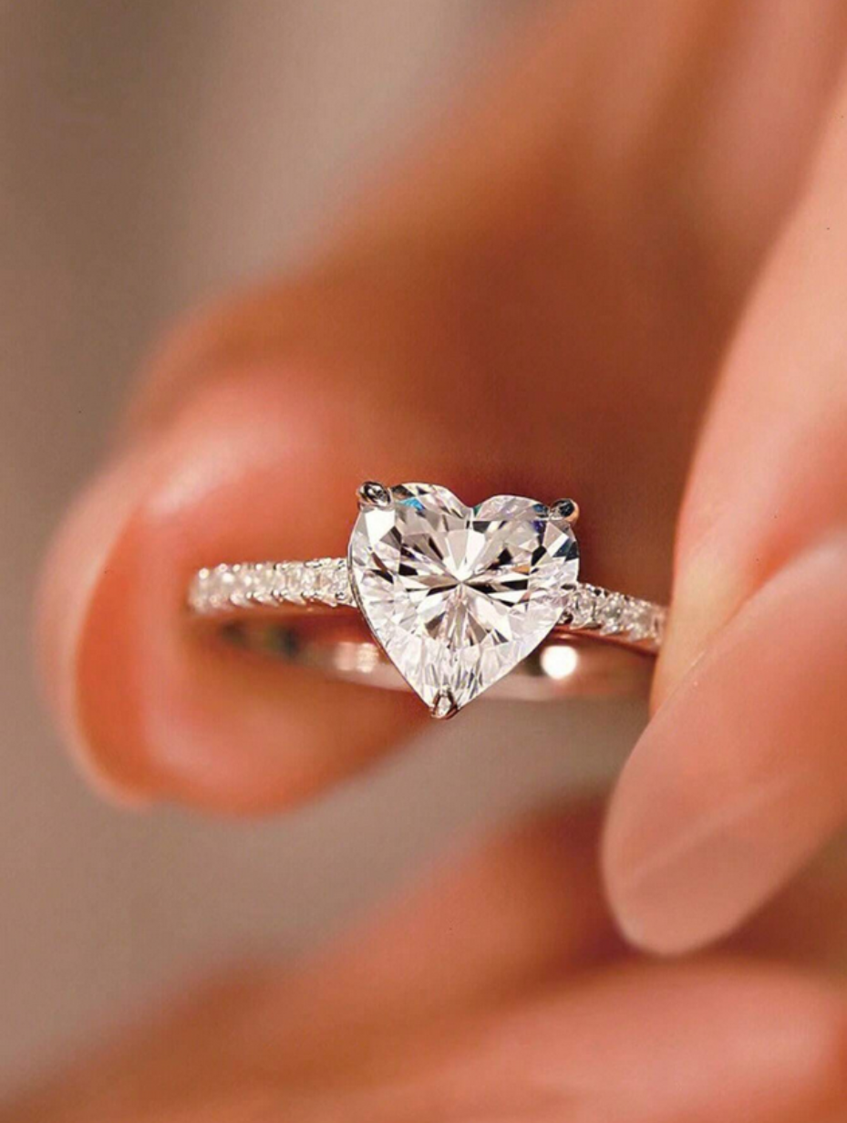 Heart Rhinestone Ring | Moissanite Sparkling Design