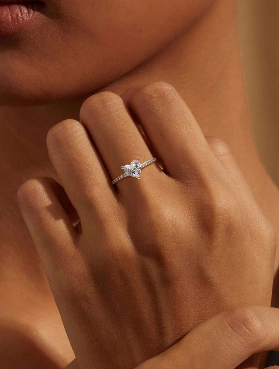 Heart Rhinestone Ring | Moissanite Sparkling Design