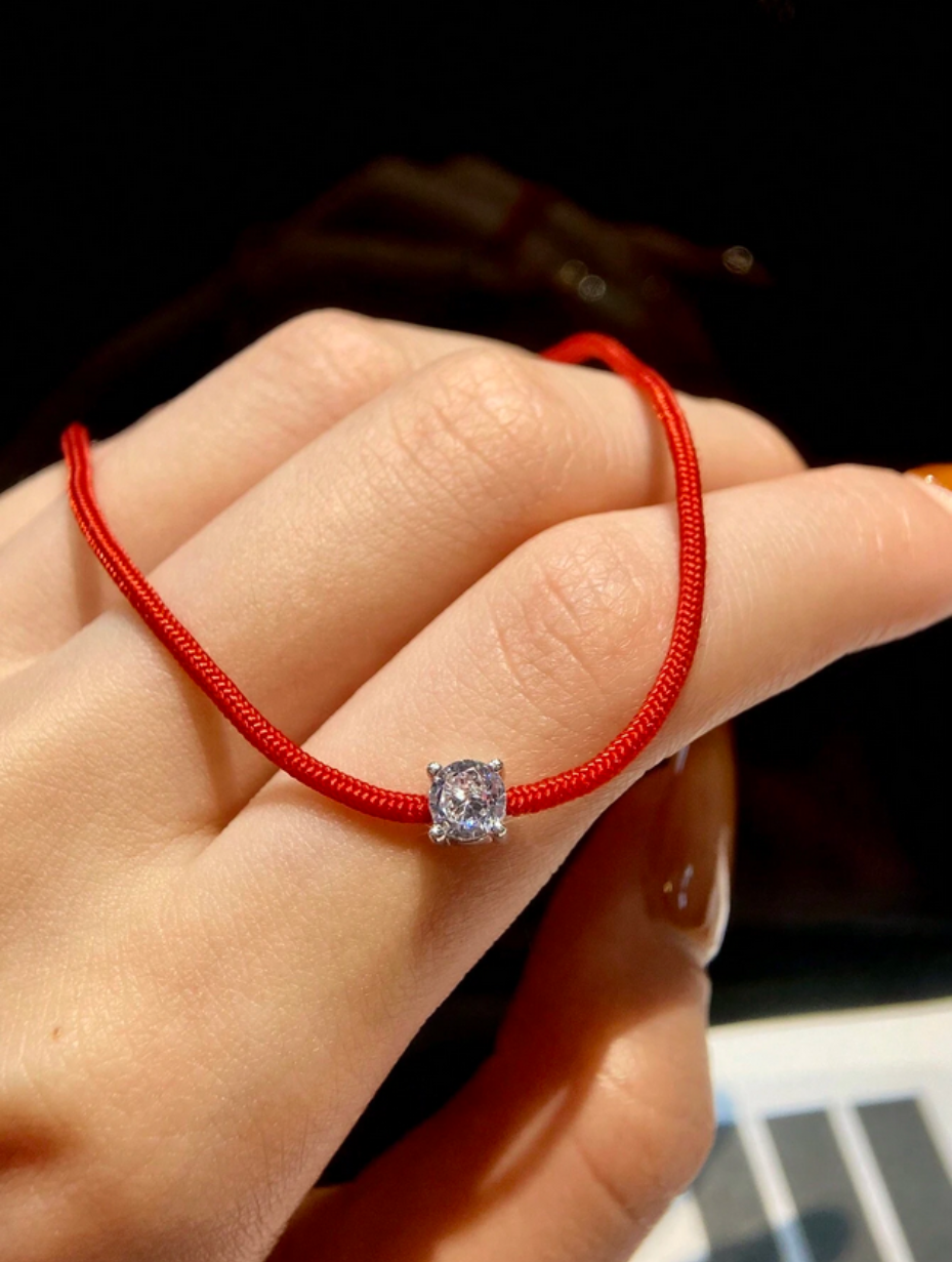 Moissanite Solitaire Bracelet | Four-Claw Elegance
