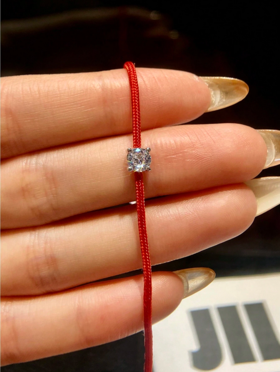 Moissanite Solitaire Bracelet | Four-Claw Elegance