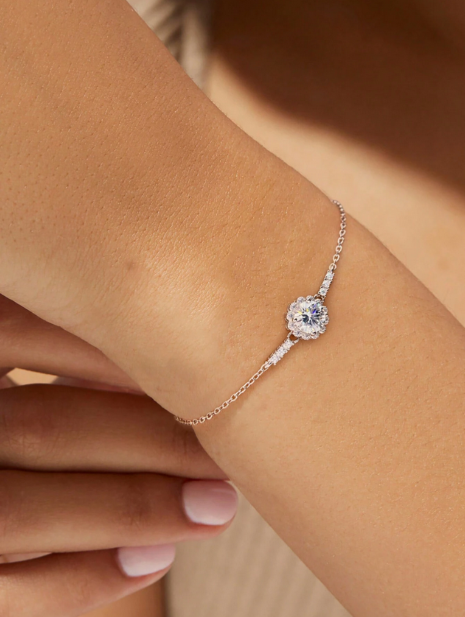 Bud Moissanit Armbånd | Sterling Sølv Elegance