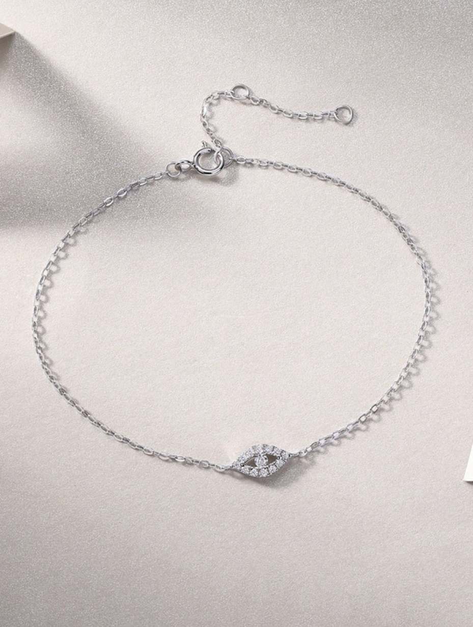 Eye Shaped Moissanite Bracelet | Luxury Fashion Jewelry