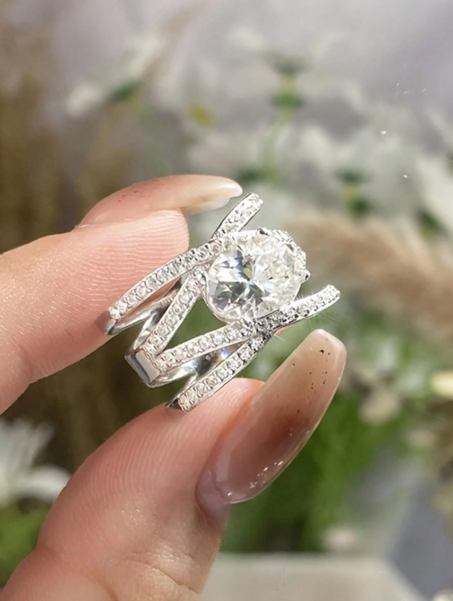 Elegant Sterling Ring | Æggeformet Udstråling