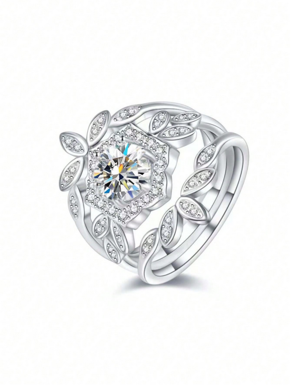 Floral Edge Moissanite Stackable Ring | Elegant & Unique