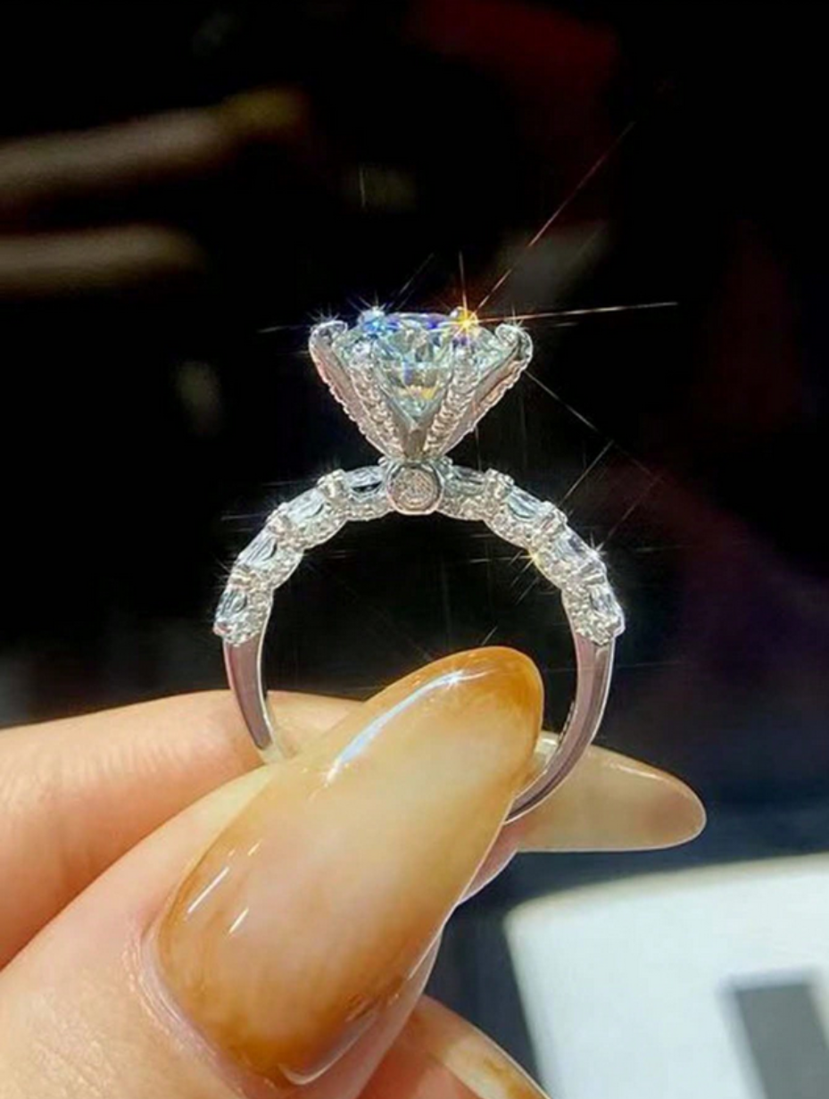 Moissanit Ring | Luksus Smykker i Sterling Sølv