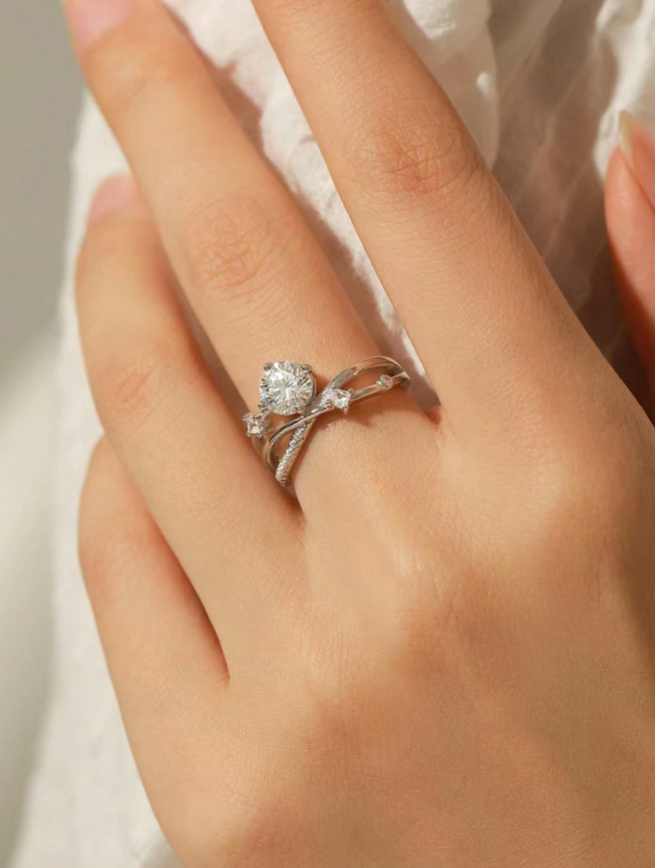 Twisted Moissanite Ring | Sterling Silver