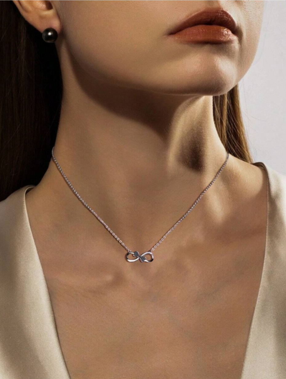 Black Moissanite Bowknot Choker Necklace | Elegant Symbol of Eternity