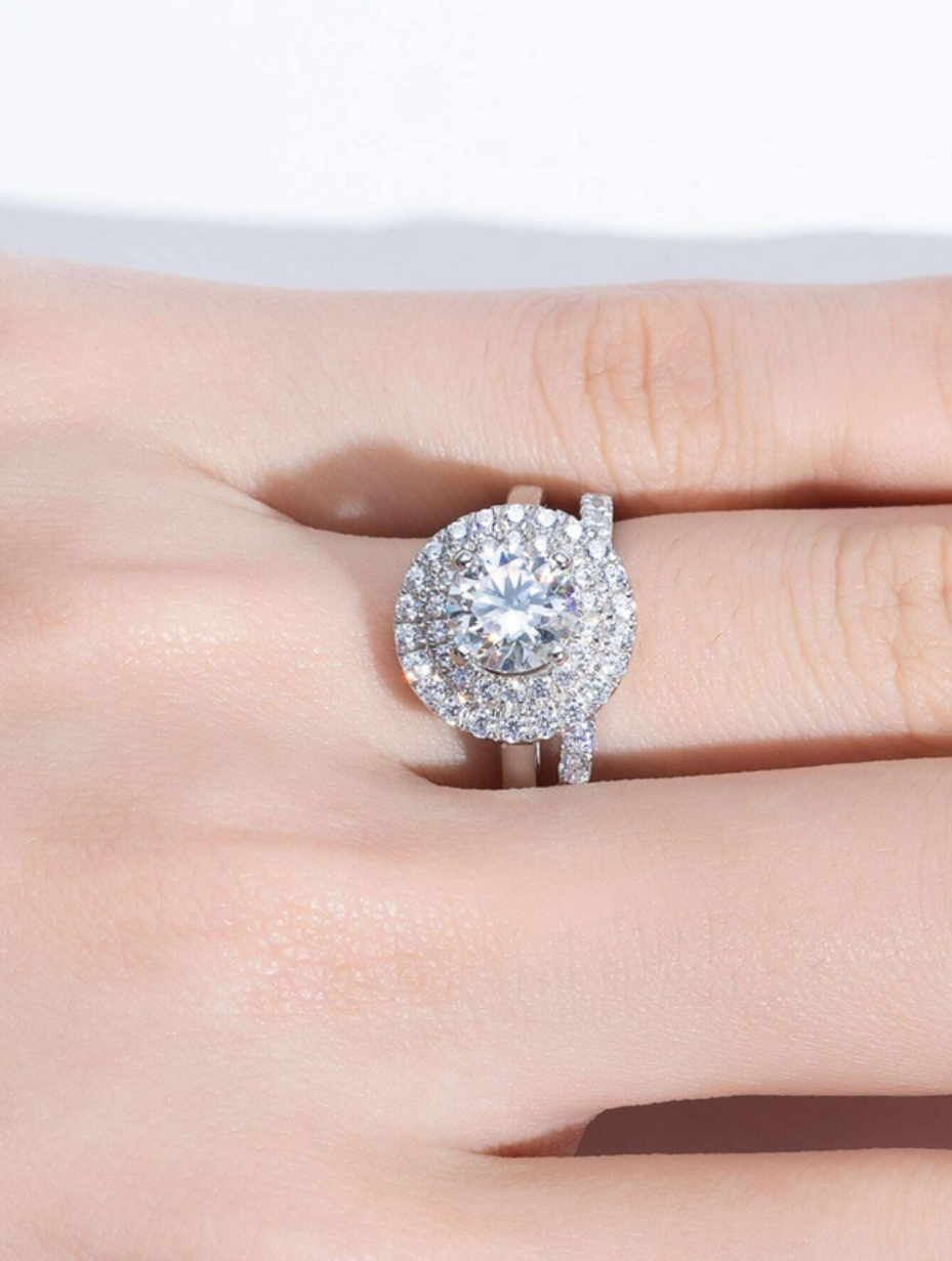 Vintage Moissanite Ring Set | Timeless Beauty