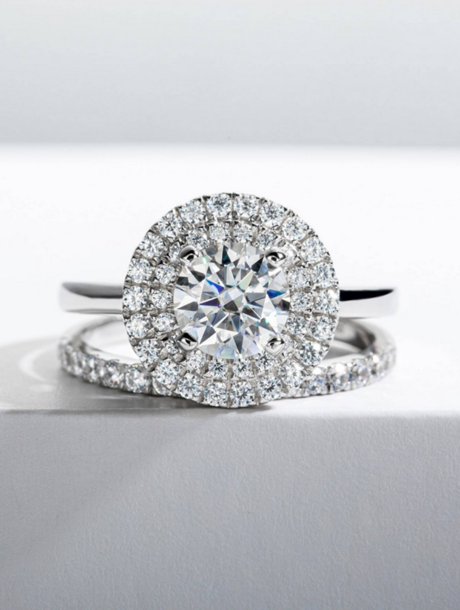 Vintage Moissanite Ring Set | Timeless Beauty