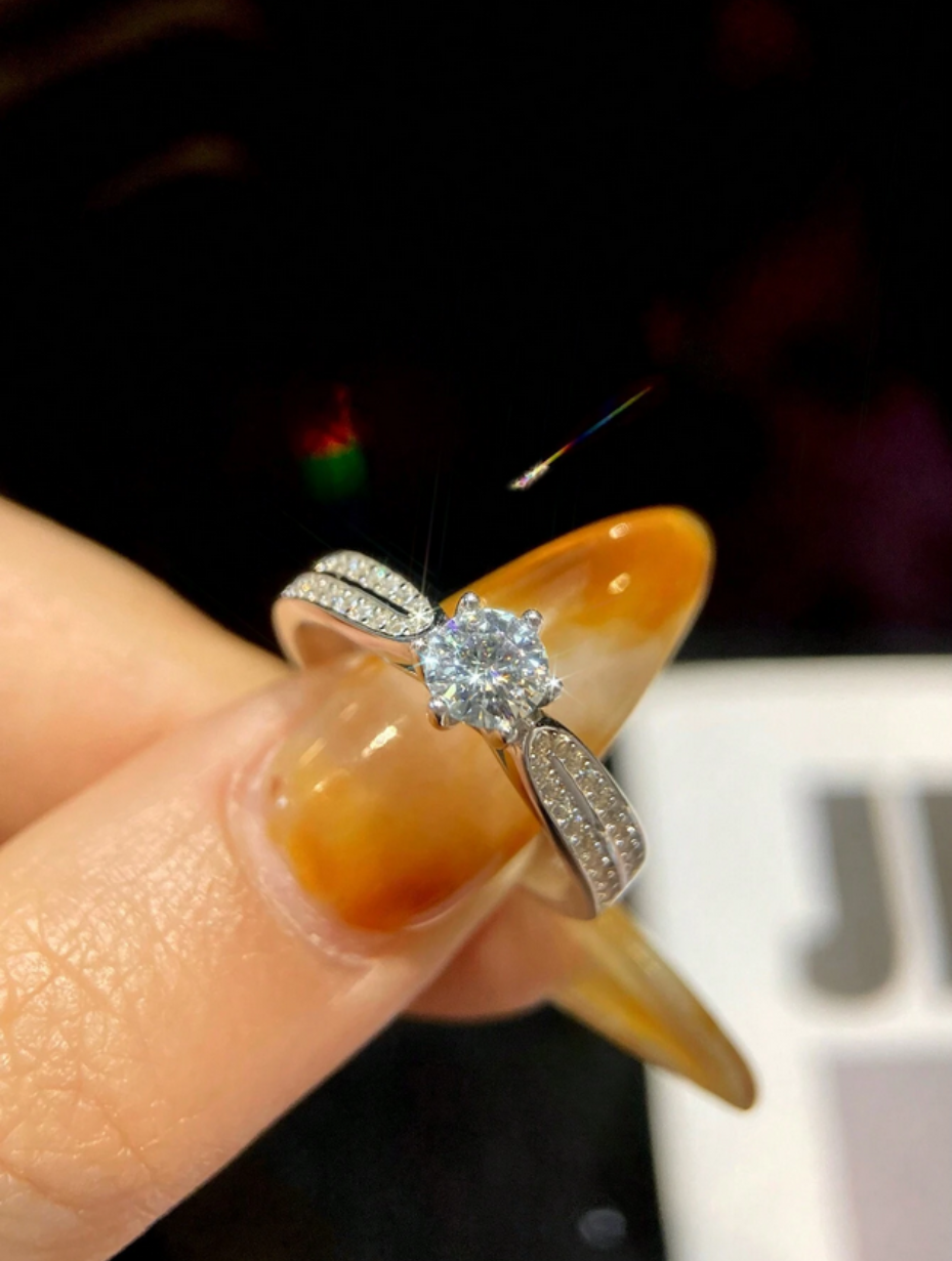 Starlight Queen 6-Claw Ring | 925 Sterling Silver