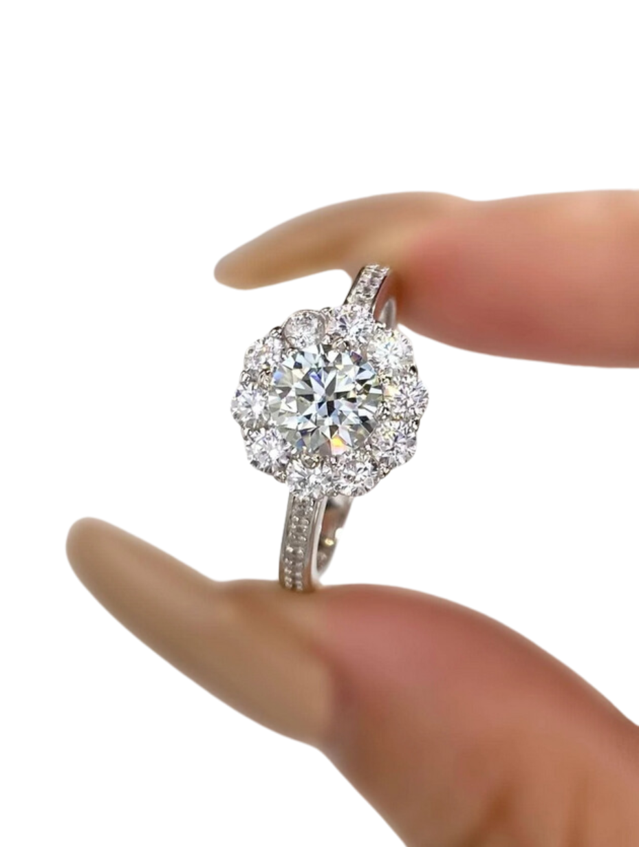 Elegant Funklende Moissanit Solsikkehalo-Ring | Gave til Kvinder i 925 Sterlingsølv
