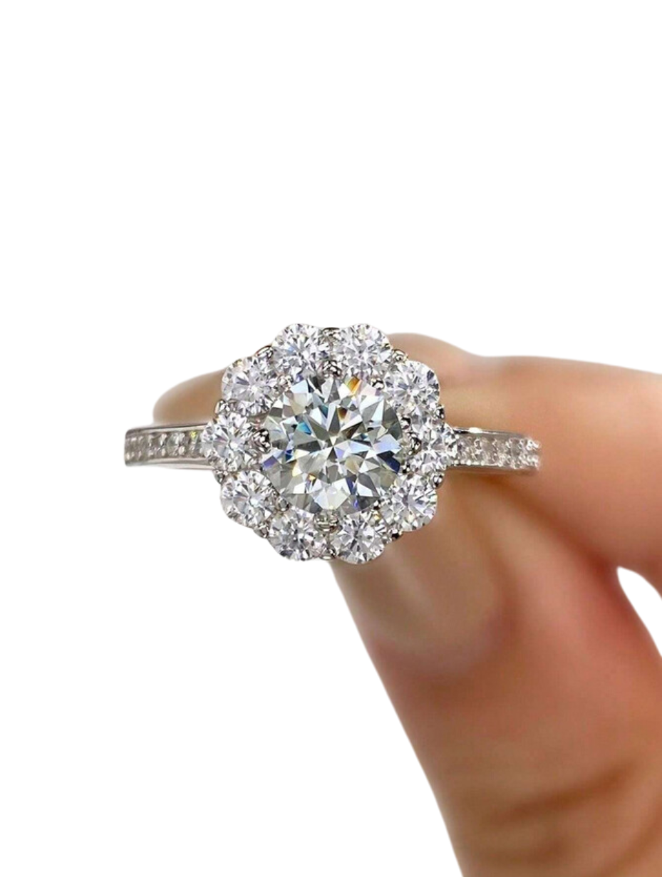 Elegant Funklende Moissanit Solsikkehalo-Ring | Gave til Kvinder i 925 Sterlingsølv