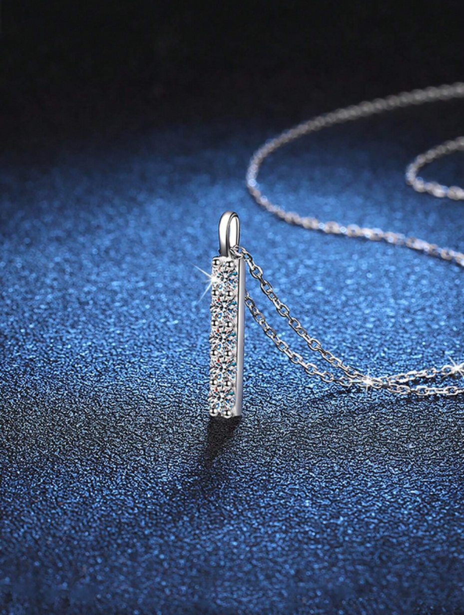 Simple Moissanite Pendant Necklace | Versatile Design
