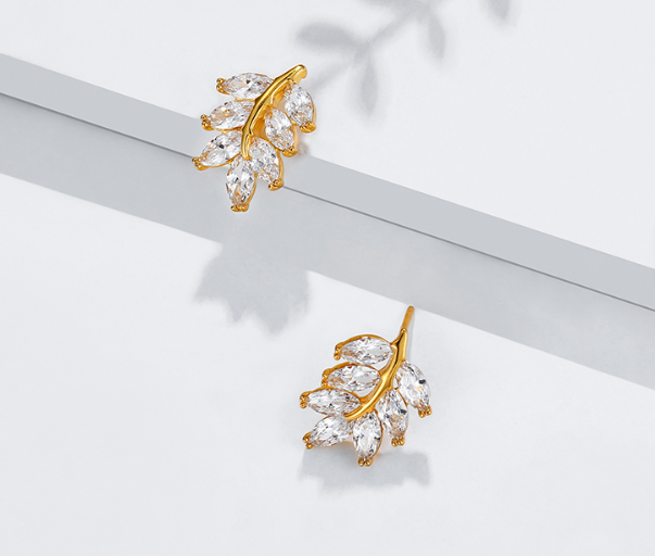 Zirkonia Øreringe | Luksuriøse krystalblade til kvinder.