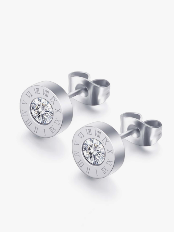 Elegante tidsløse ørestikker i guld/sølv med romertal og funklende zirkon