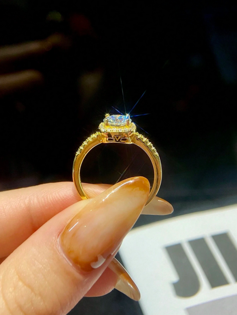 Luxury Moissanite Ring | Timeless Sparkle