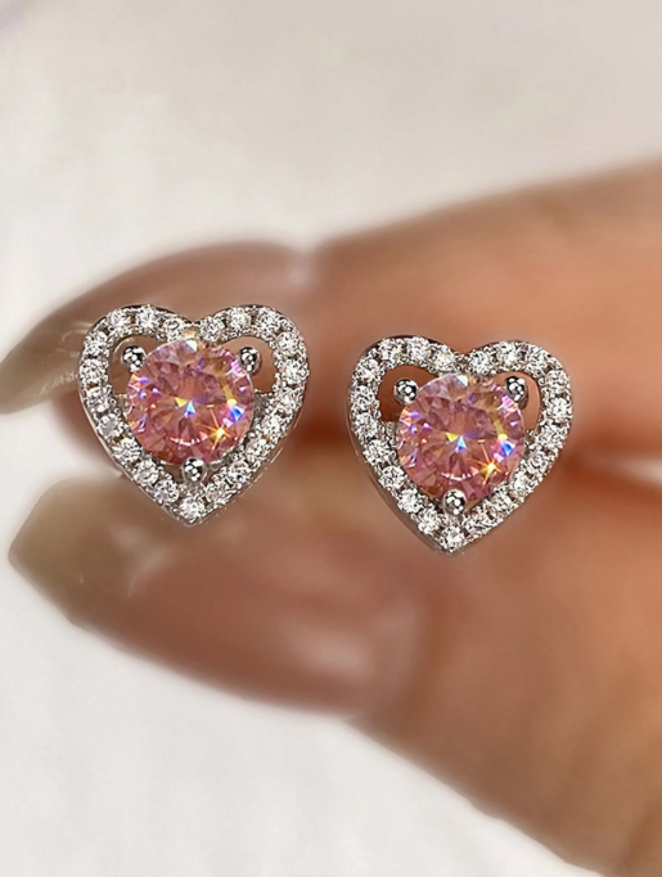 Esberry Moissanite Stud Earrings | Three-Prong Heart Design