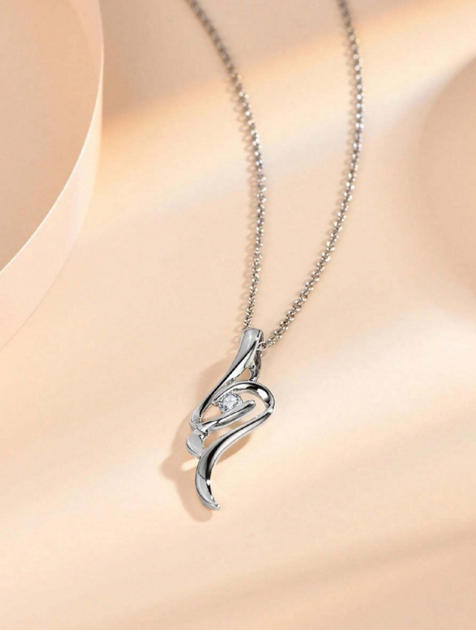 Moissanite Pendant Necklace | Elegant Silver Craftsmanship