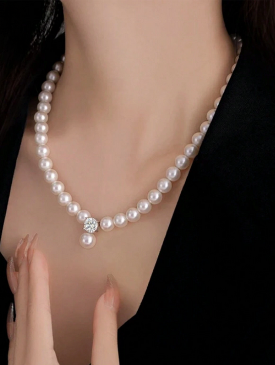 Silver Moissanite Pearl Necklace | Elegant Simple Design