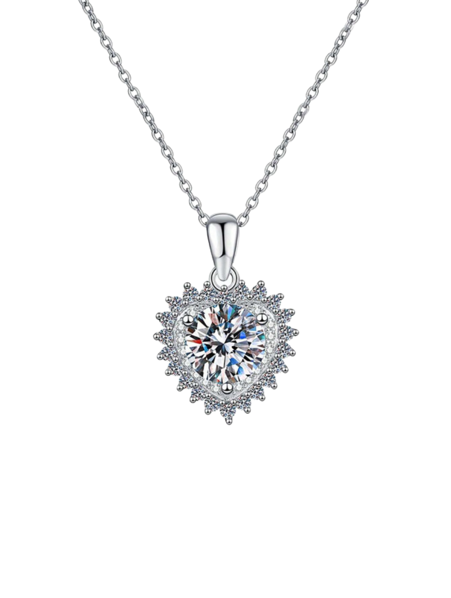 Luxury 925 Sterling Silver Moissanite Heart Necklace | Exquisite Jewelry